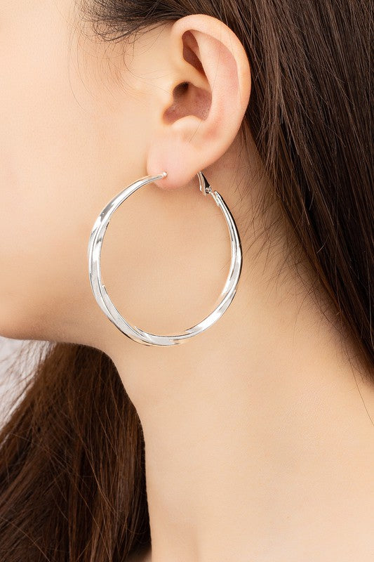 Twisted hollow tube hoop earrings